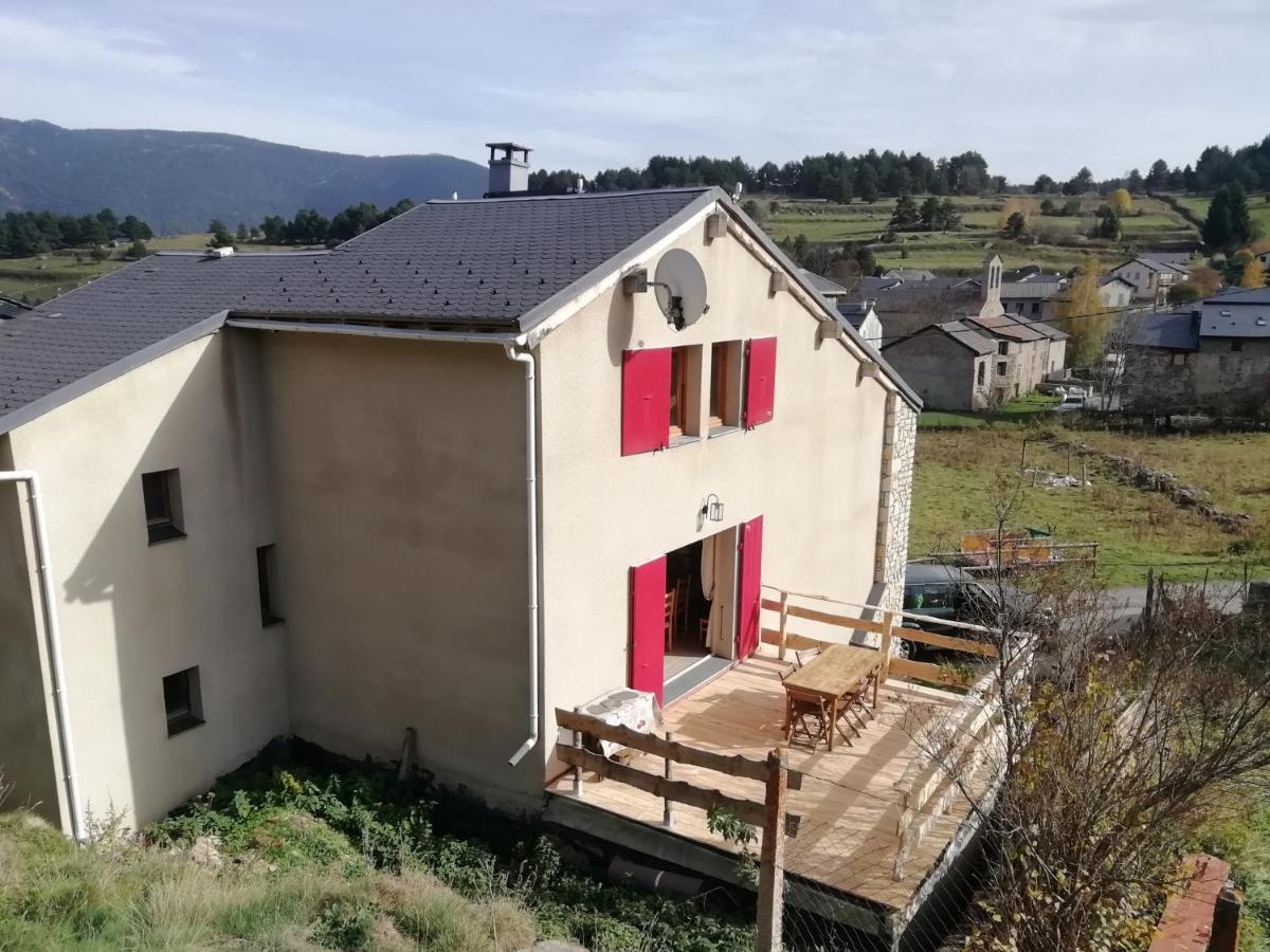Maison De Montagne Dans Charmant Village Du Capcir Fontrabiouse Exterior foto